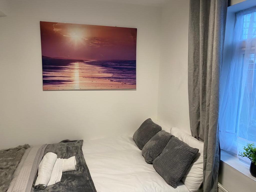 Small But Cozy Studio, Great Tube Connection London Luaran gambar